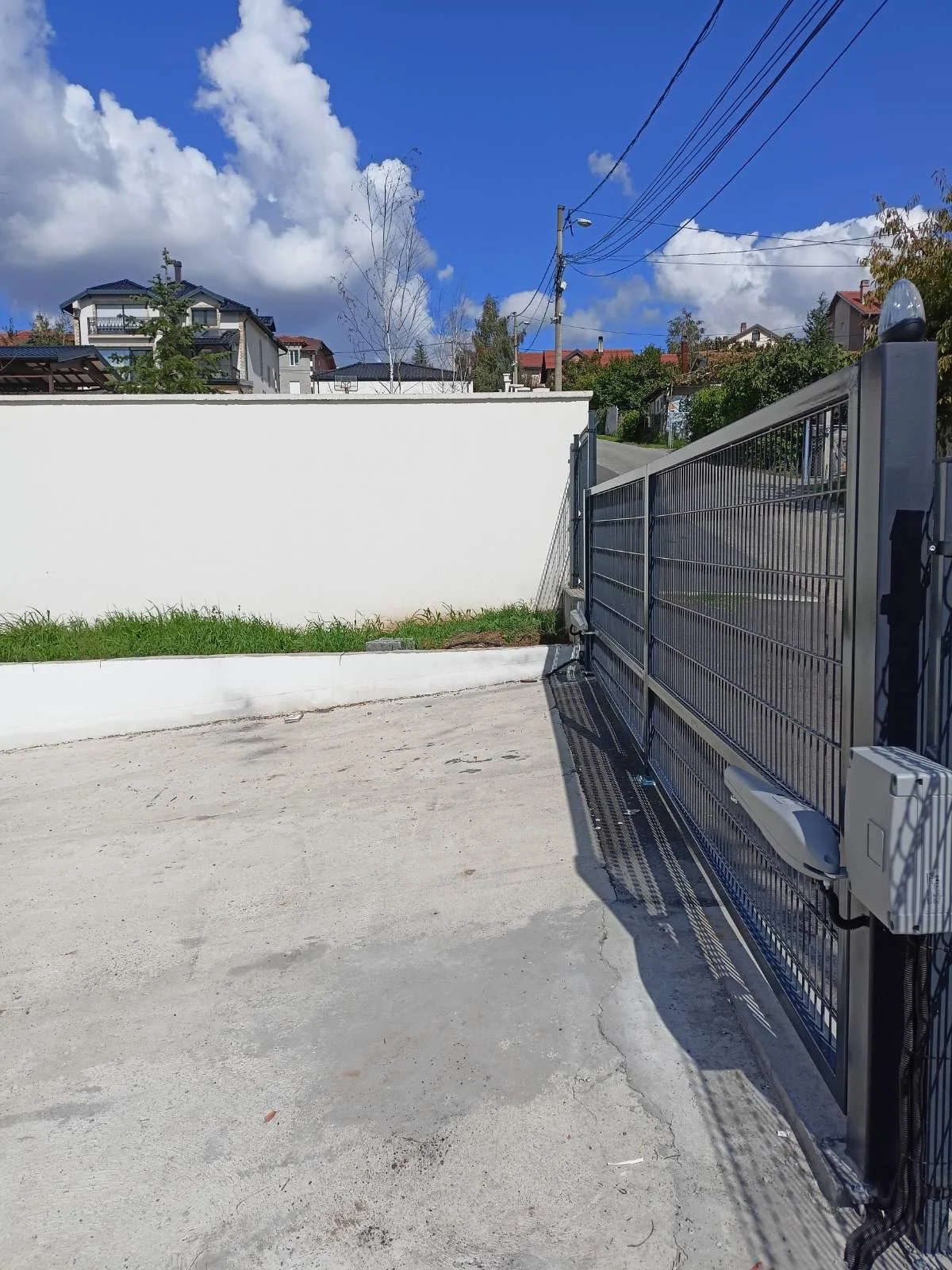 DVOKRILNA KAPIJA