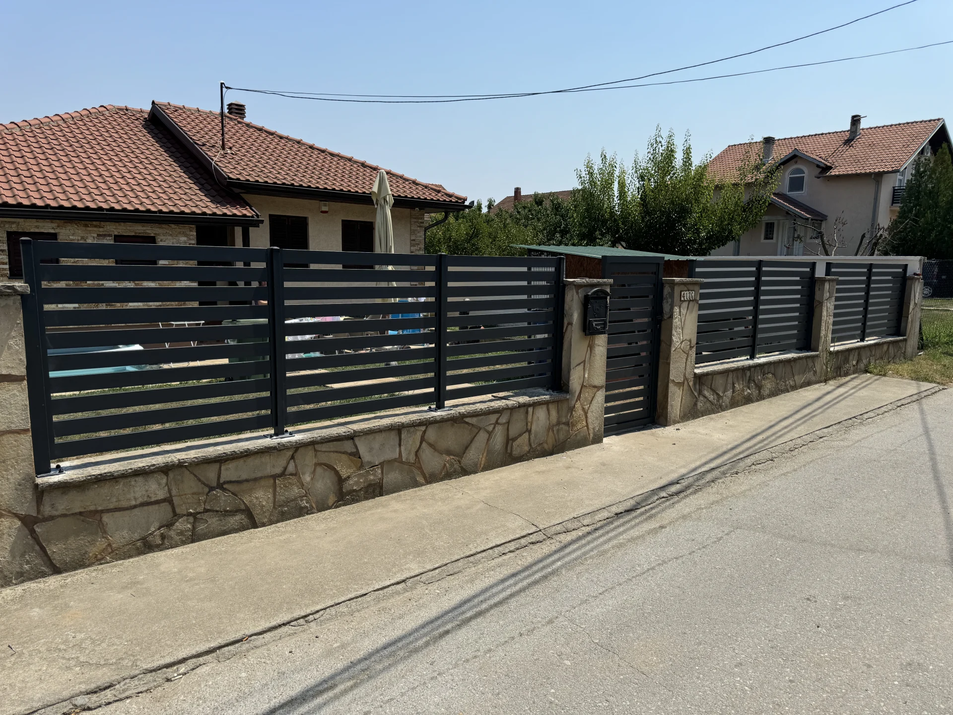 ALUMINIJUMSKA KAPIJA I OGRADA BELVEDERE